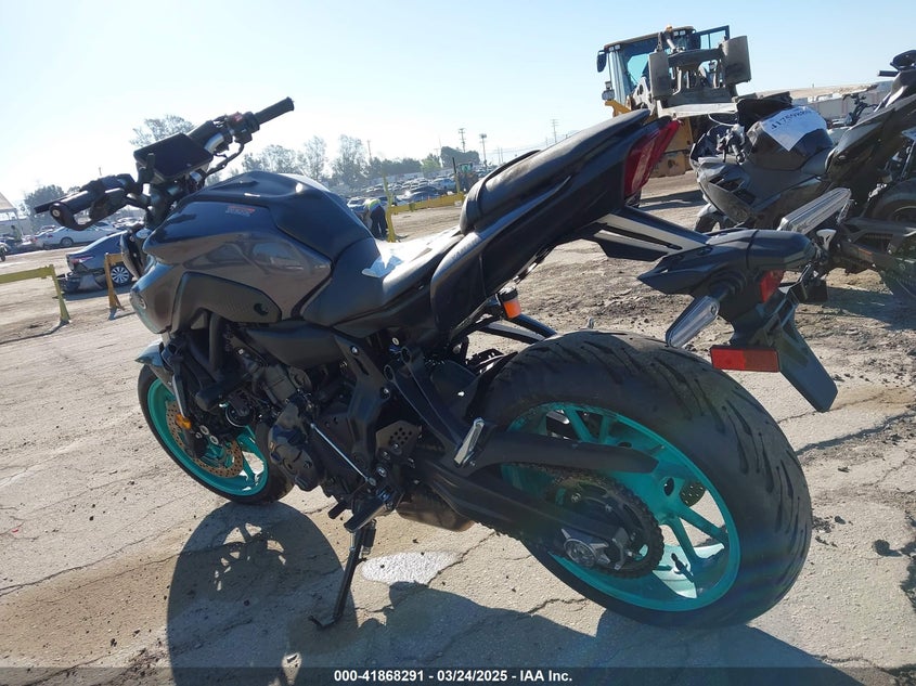 2024 Yamaha Mt07 C grey null gasoline JYARM32Y8RA001948 photo #4