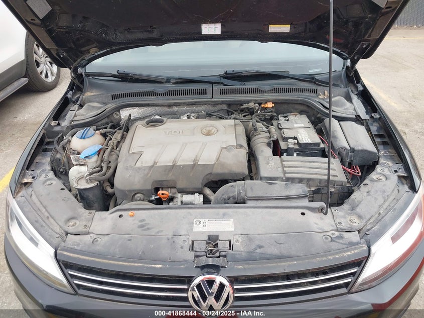 2012 Volkswagen Jetta 2.0L Tdi VIN: 3VWLL7AJ9CM367840 Lot: 41868444