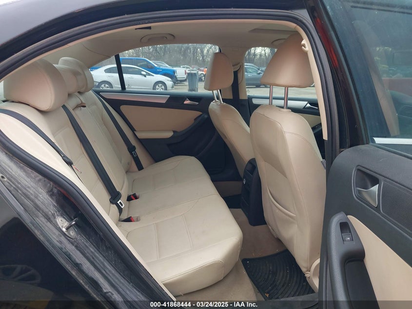 2012 Volkswagen Jetta 2.0L Tdi VIN: 3VWLL7AJ9CM367840 Lot: 41868444