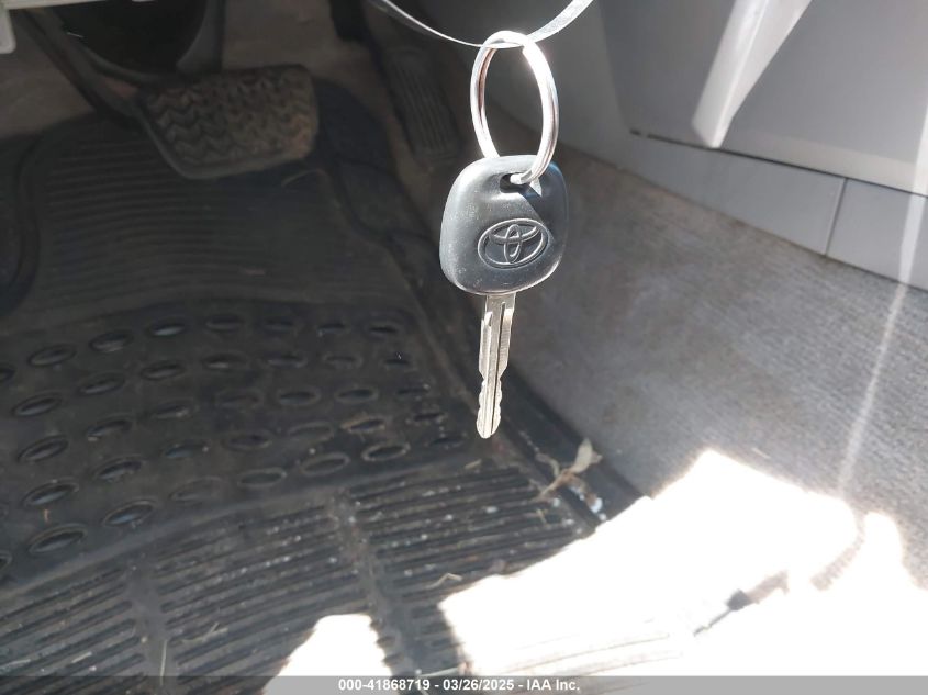 2004 Toyota 4Runner Sr5 V8 VIN: JTEBT14RX40038044 Lot: 41868719