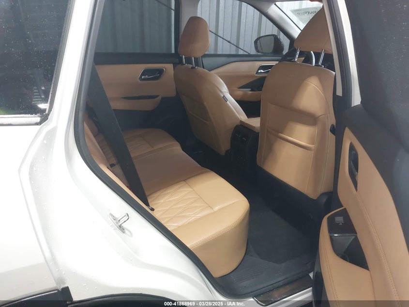 2021 NISSAN ROGUE PLATINUM INTELLIGENT AWD - JN8AT3DD2MW302259