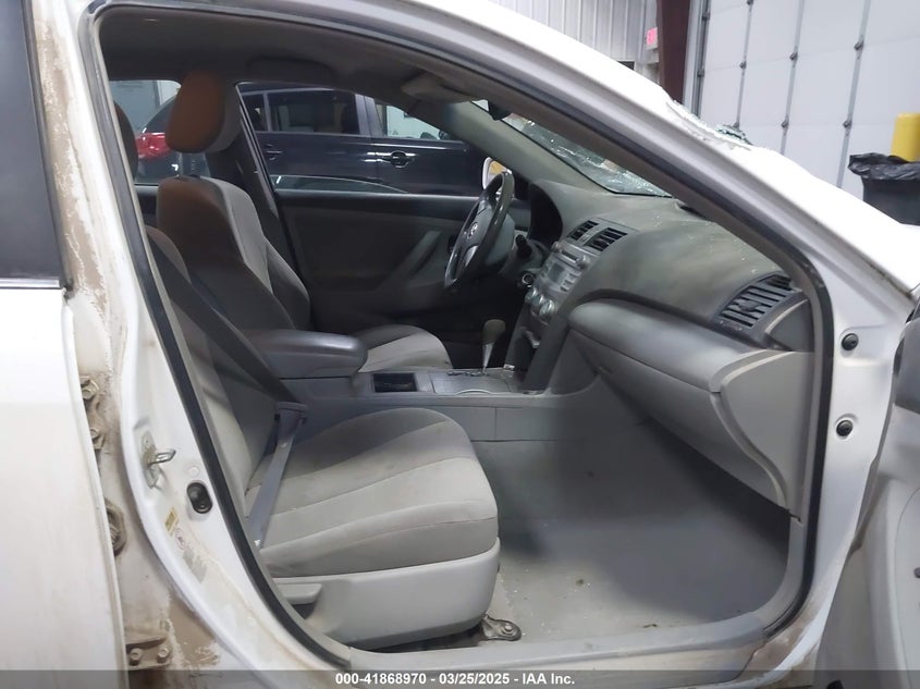 2008 TOYOTA CAMRY VIN: 4T1BE46KX8U748992