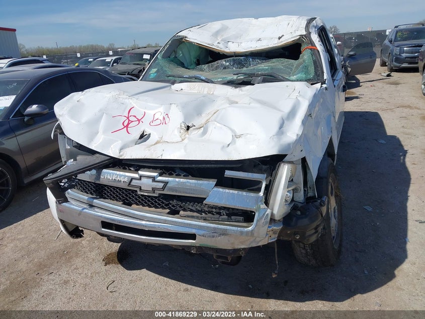 2011 CHEVROLET SILVERADO VIN: 1GCRCSE07BZ301088