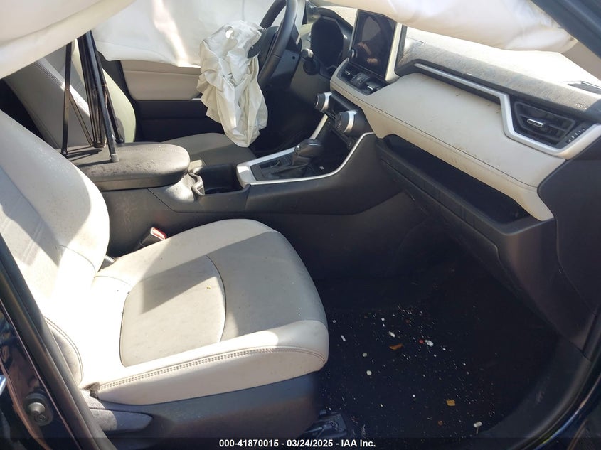 VIN 2T3C1RFV9RW307936 2024 TOYOTA RAV4 XLE PREMIUM