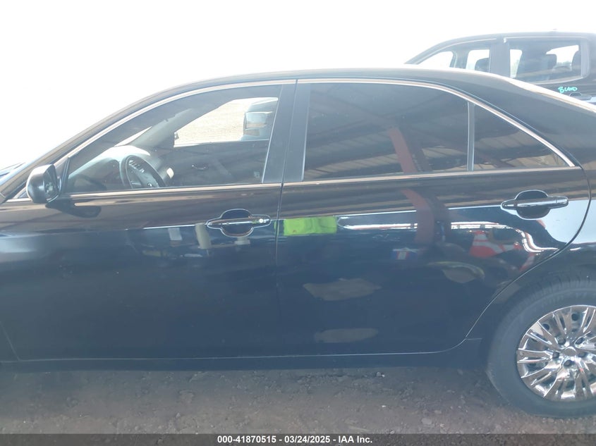 2007 TOYOTA CAMRY VIN: 4T1BK46K27U017268
