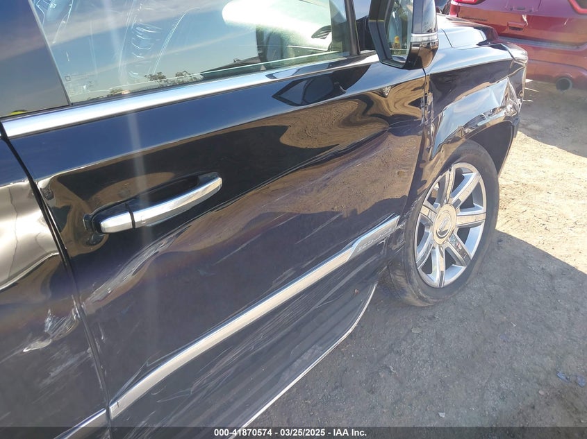2019 CADILLAC ESCALADE ESV LUXURY - 1GYS3HKJ4KR162095