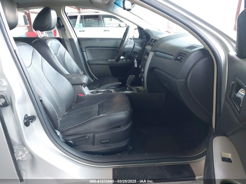 2010 MERCURY MILAN VIN: 3MEHM0JG9AR643692