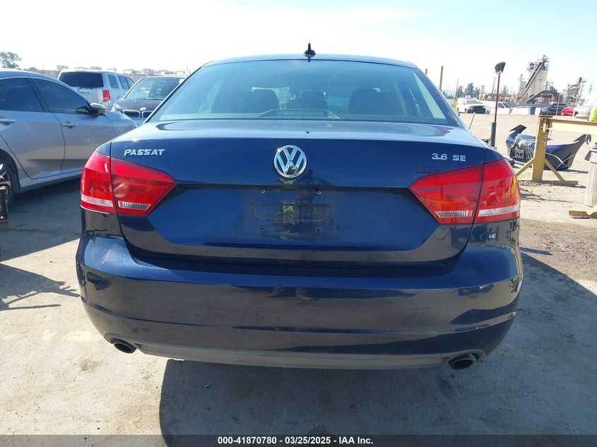 2012 VOLKSWAGEN PASSAT VIN: 1VWBM7A32CC025318