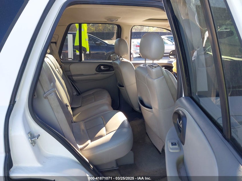 2007 CHEVROLET TRAILBLAZER VIN: 1GNDS13S272293209