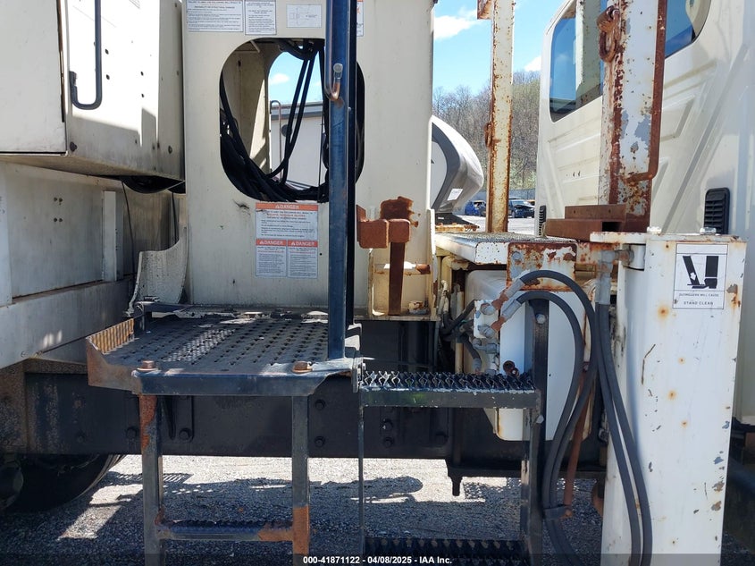 2006 International 7000 7400 VIN: 1HTWGAZT76J320611 Lot: 41871122