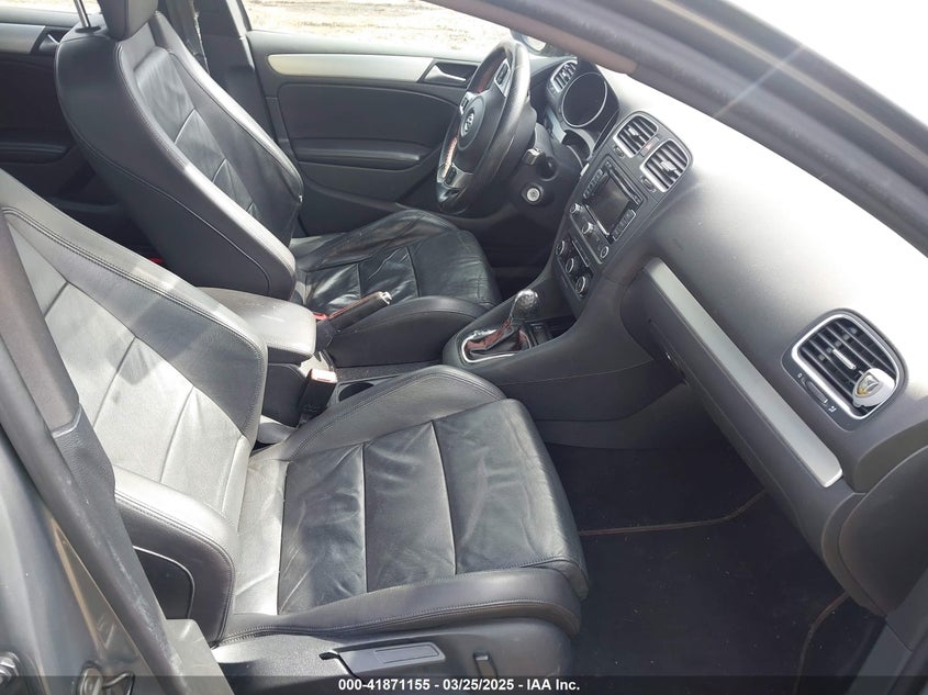 2012 VOLKSWAGEN GTI VIN: WVWHD7AJ2CW246511