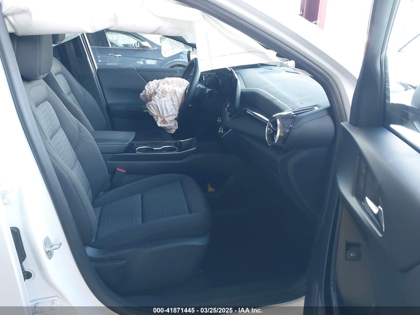 VIN 3GNAXPEG6SL104049 2025 CHEVROLET EQUINOX AWD LT