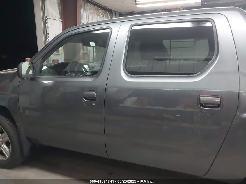 2011 HONDA RIDGELINE VIN: 5FPYK1F57BB004189