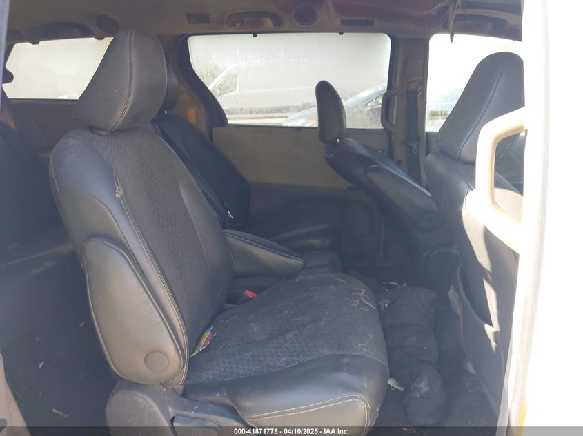 2014 TOYOTA SIENNA SPORT - 5TDXK3DC1ES478379