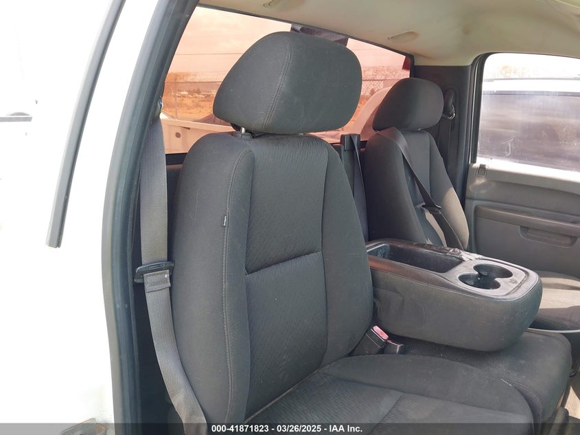 2013 CHEVROLET SILVERADO 1500 VIN: 1GCNCPEX5DZ223714