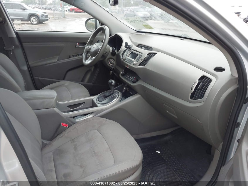 2011 KIA SPORTAGE VIN: KNDPB3A28B7016001