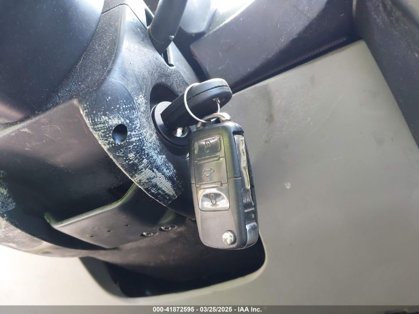 2001 Volkswagen New Beetle Gls VIN: 3VWCB21C01M446348 Lot: 41872595