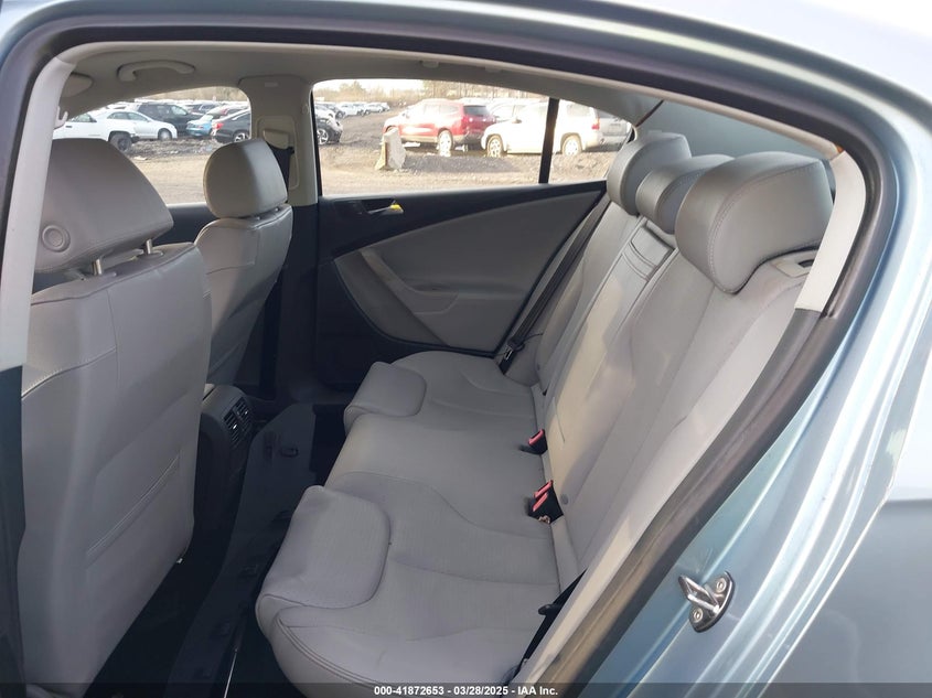 2006 VOLKSWAGEN PASSAT VIN: WVWBU73C26P158075