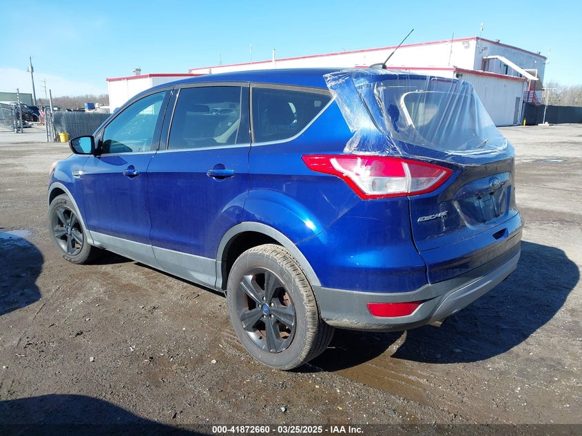 2015 FORD ESCAPE VIN: 1FMCU0GX3FUA68262