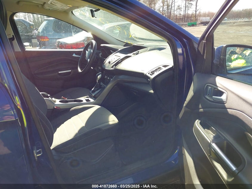 2015 FORD ESCAPE VIN: 1FMCU0GX3FUA68262
