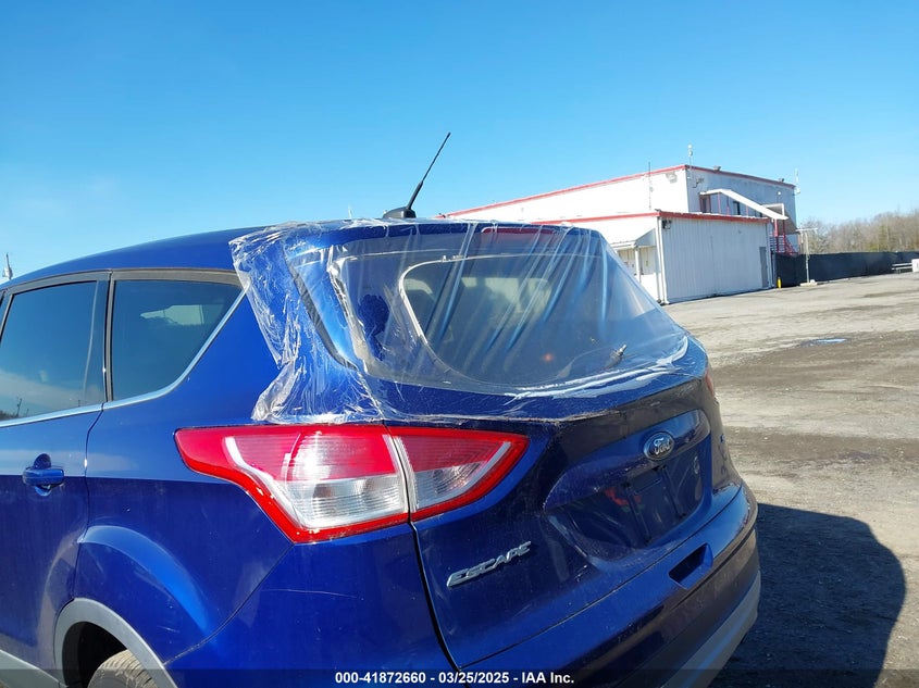 2015 FORD ESCAPE VIN: 1FMCU0GX3FUA68262