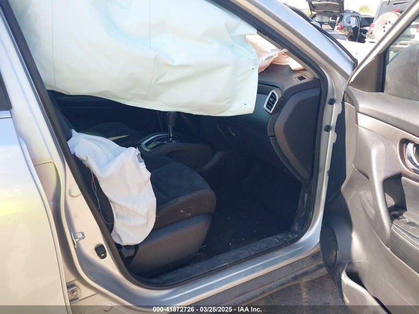 2015 NISSAN ROGUE SV - KNMAT2MT1FP554241