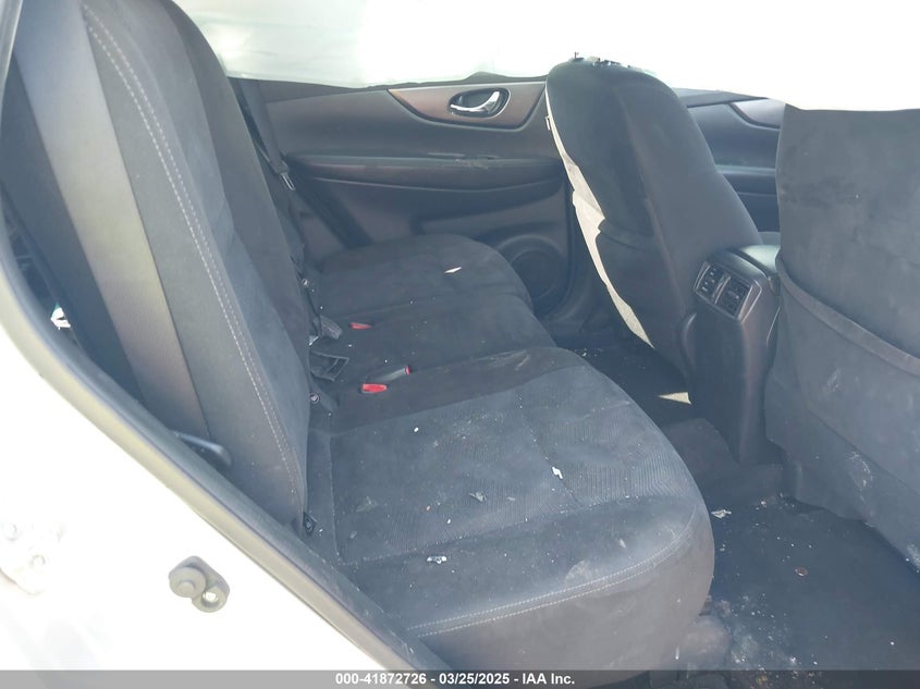 2015 NISSAN ROGUE SV - KNMAT2MT1FP554241