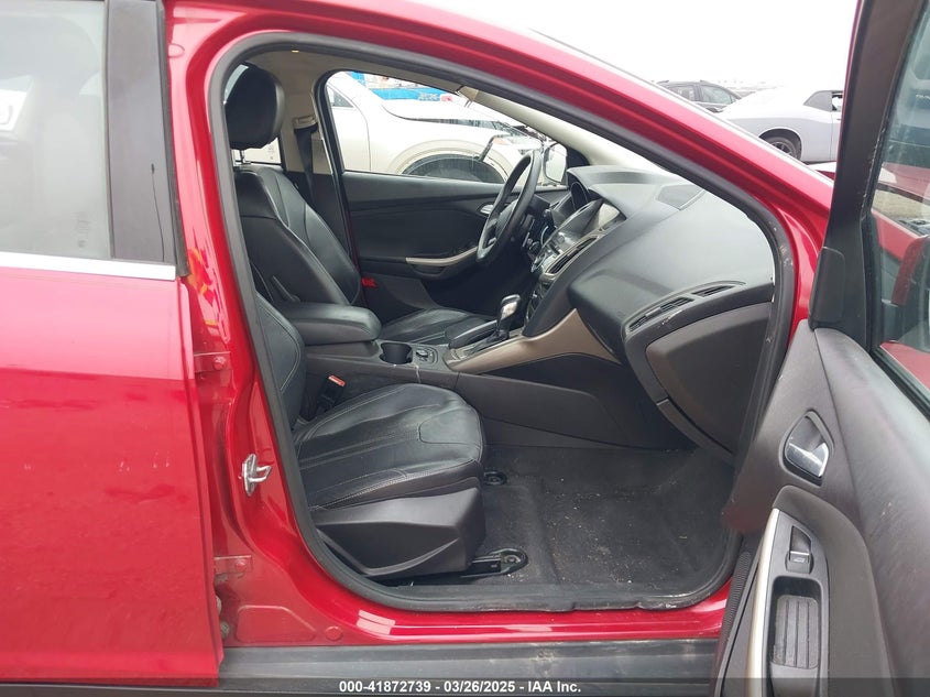 2012 FORD FOCUS VIN: 1FAHP3M22CL442847