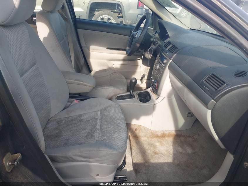 2008 CHEVROLET COBALT VIN: 1G1AL58F687272615