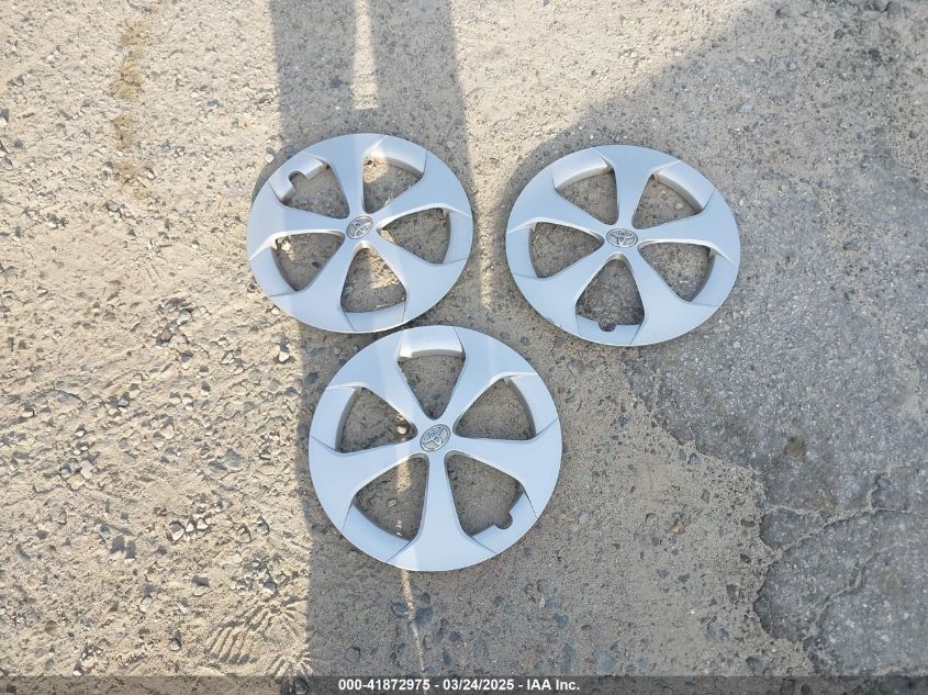 2015 Toyota Prius Four VIN: JTDKN3DU8F0396910 Lot: 41872975