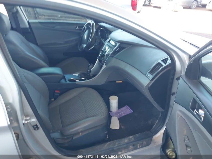 2011 HYUNDAI SONATA VIN: 5NPEC4ACXBH196127