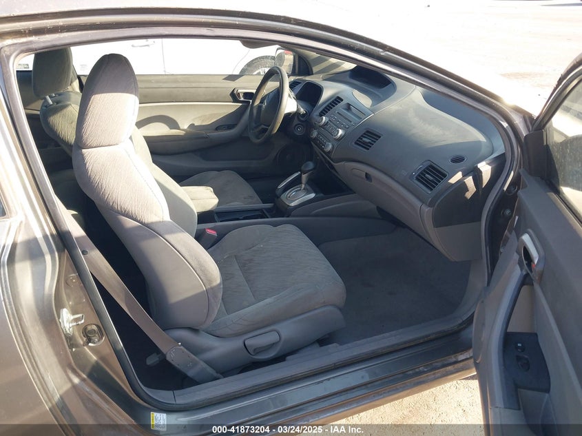 2008 HONDA CIVIC VIN: 2HGFG12618H528443