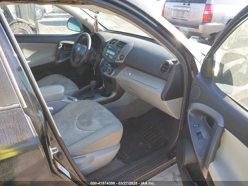 2009 TOYOTA RAV4 VIN: JTMBF33V79D010174