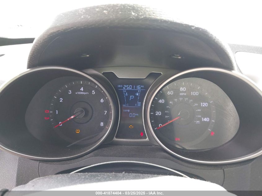 2013 Hyundai Veloster Base W/Gray VIN: KMHTC6AD8DU095992 Lot: 41874404