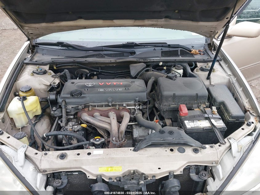 2004 Toyota Camry Le VIN: 4T1BE32K84U880028 Lot: 41874830