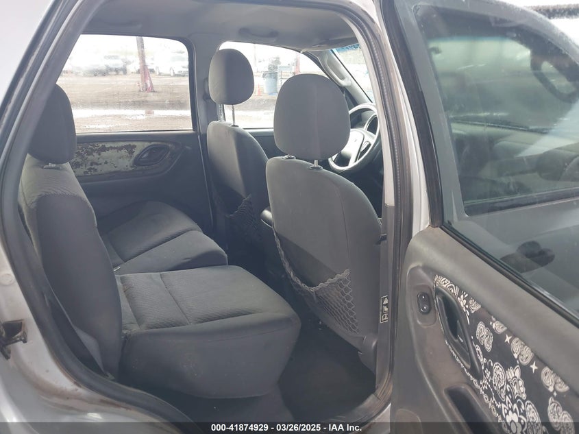2004 Ford Escape Xlt VIN: 1FMYU03104KA40905 Lot: 41874929
