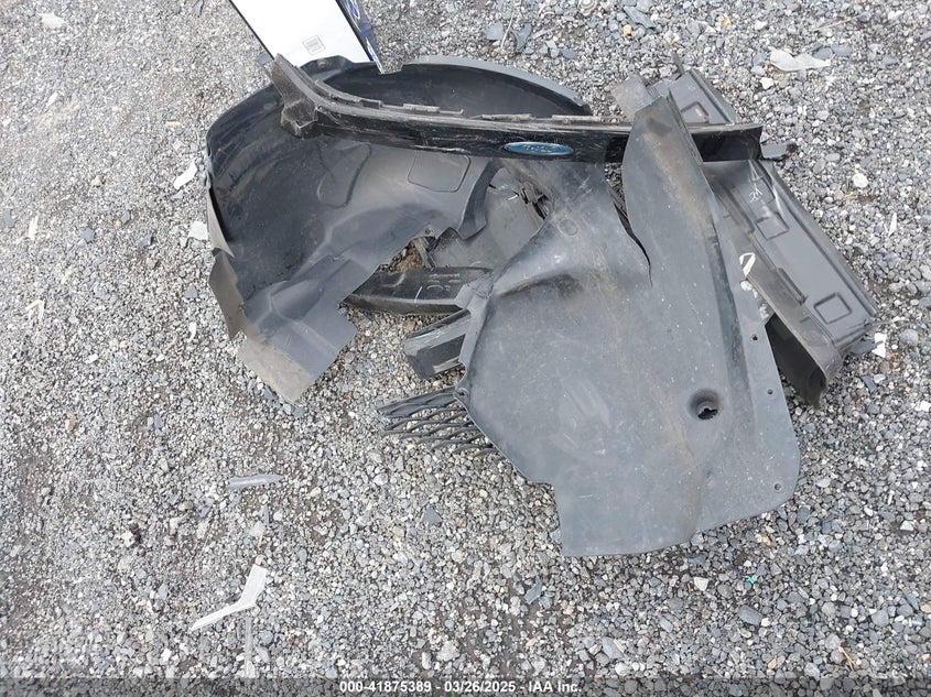 2015 FORD FOCUS SE - 1FADP3K25FL279777