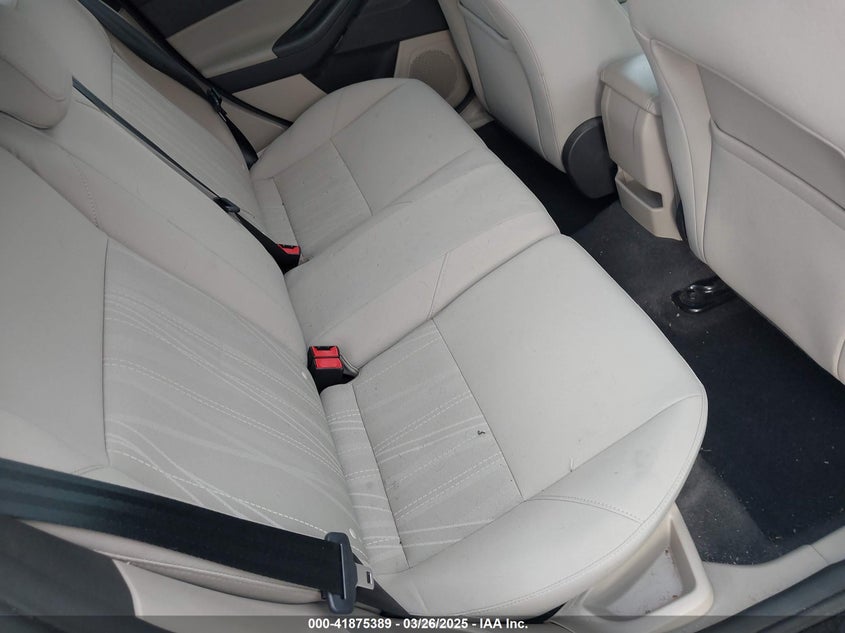 2015 FORD FOCUS SE - 1FADP3K25FL279777