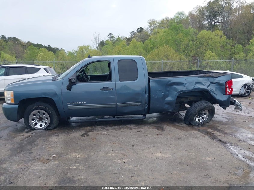 2011 CHEVROLET SILVERADO VIN: 1GCRCREA8BZ157603