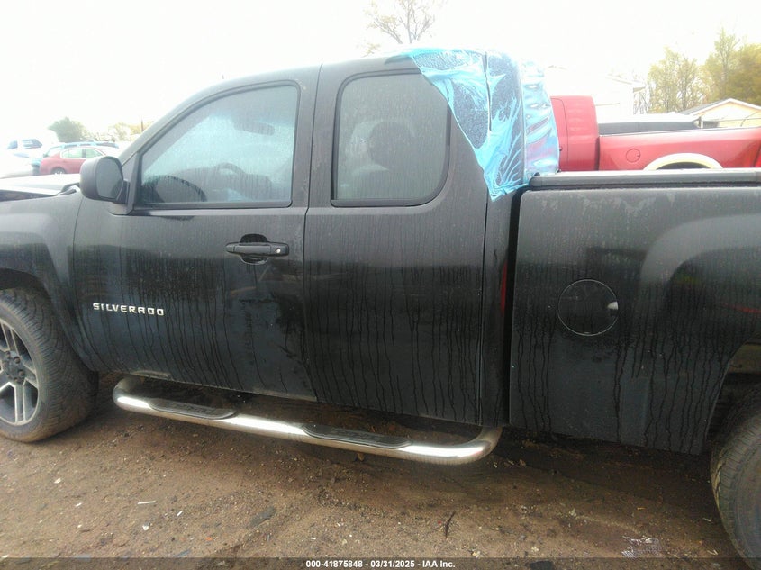 2011 CHEVROLET SILVERADO 1500 VIN: 1GCRKPE35BZ444552