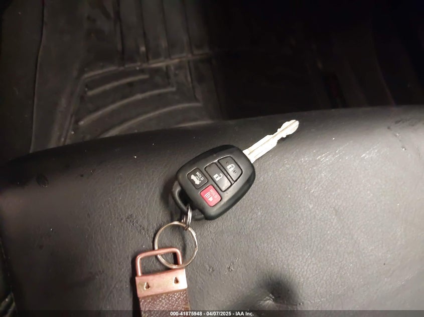 2015 TOYOTA COROLLA LE - 2T1BURHE6FC274092