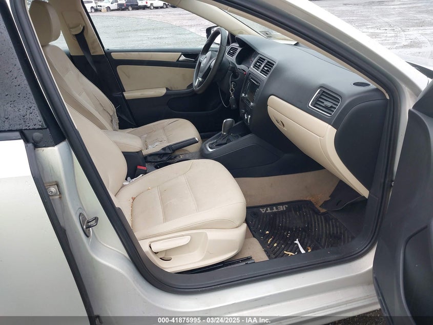 2011 VOLKSWAGEN JETTA VIN: 3VWDZ7AJ4BM387236