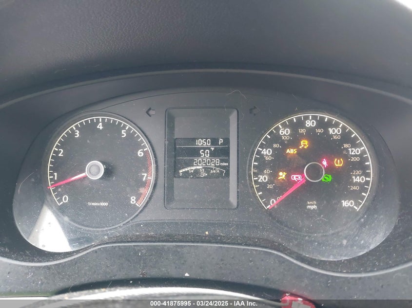 2011 VOLKSWAGEN JETTA VIN: 3VWDZ7AJ4BM387236