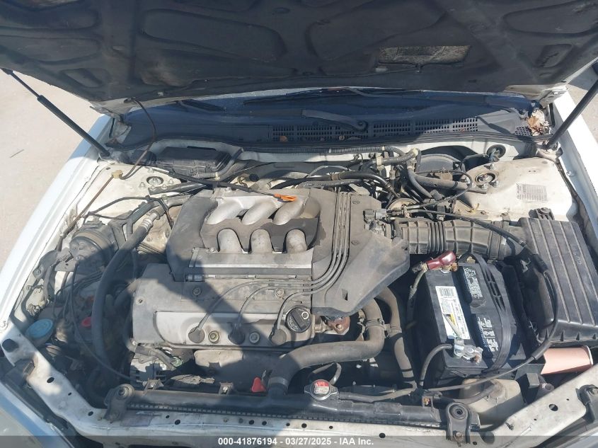 1999 Honda Accord Ex VIN: 1HGCG225XXAO13888 Lot: 41876194