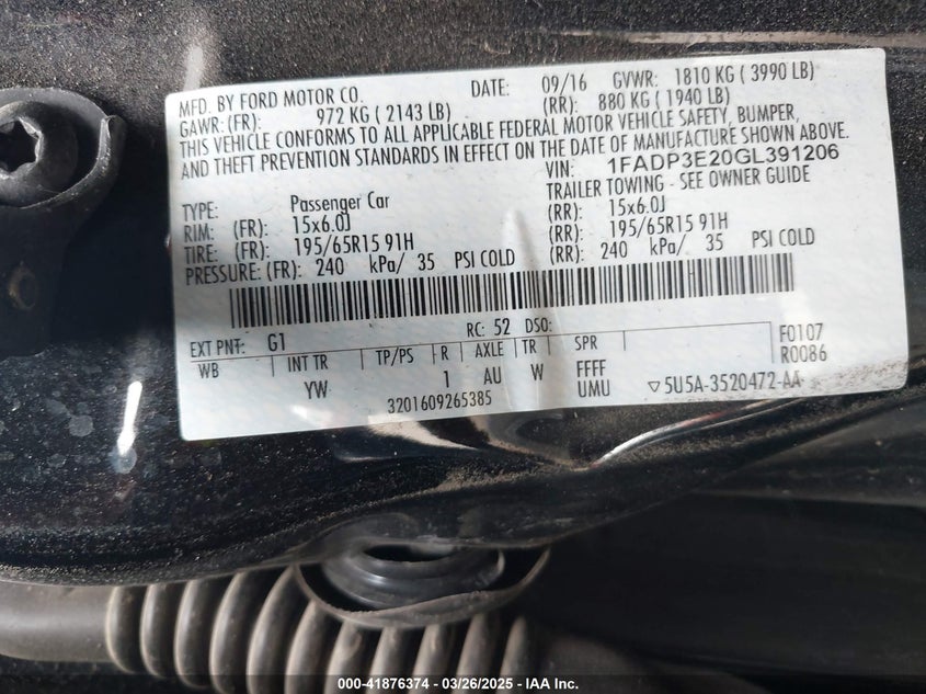 2016 FORD FOCUS VIN: 1FADP3E20GL391206