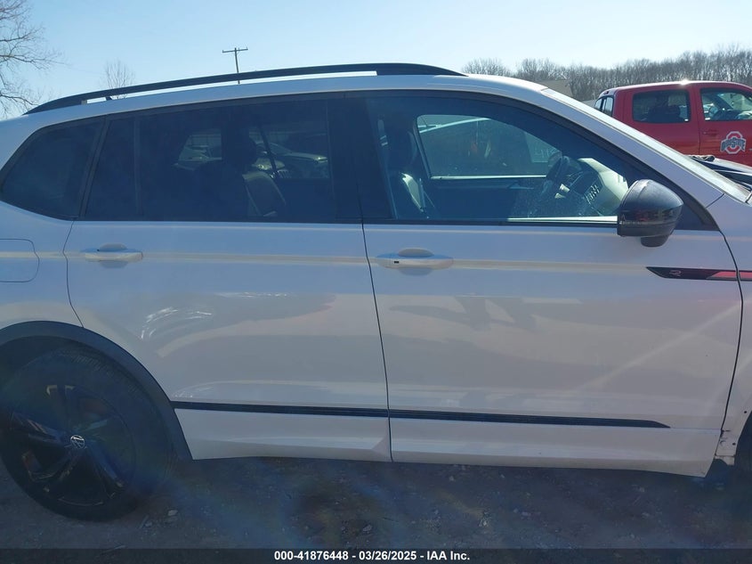 2024 VOLKSWAGEN TIGUAN 2.0T SE R-LINE BLACK - 3VV8B7AX3RM052588