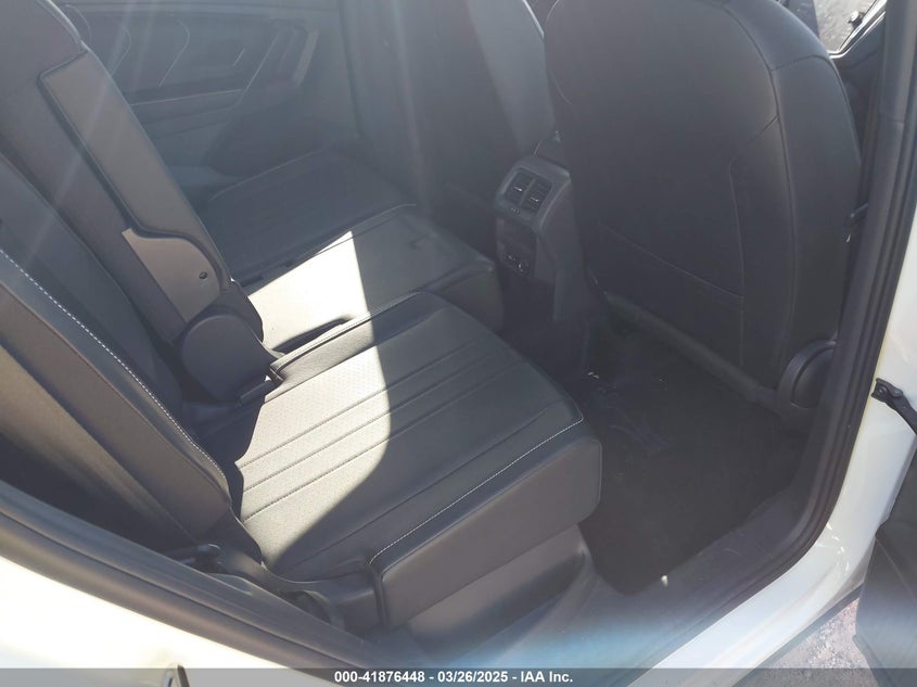 2024 VOLKSWAGEN TIGUAN 2.0T SE R-LINE BLACK - 3VV8B7AX3RM052588