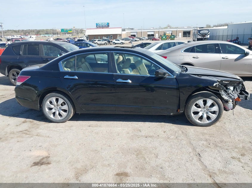 2009 HONDA ACCORD VIN: 1HGCP36899A006881