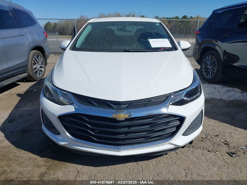 2019 CHEVROLET CRUZE VIN: 1G1BE5SM4K7109426