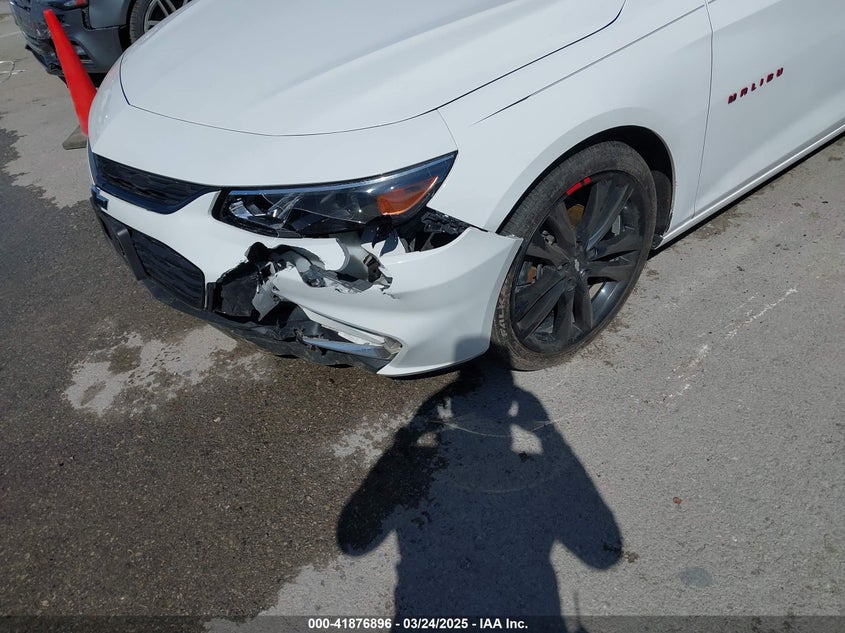 2018 CHEVROLET MALIBU VIN: 1G1ZD5ST9JF288916